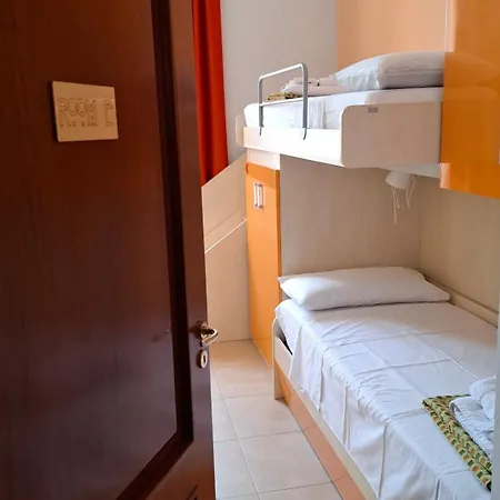 Novello Hostal Novoli